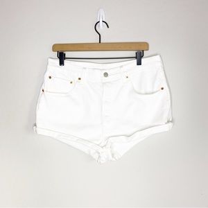 Levi’s Original 501 Button Fly Denim Cuffed Shorts White Size 33